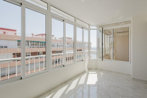 Penthäuser zum Verkauf Torrevieja, Alicante, Spanien 2 Schlafzimmer, 110 m2 Nr. 127286 - Foto 9