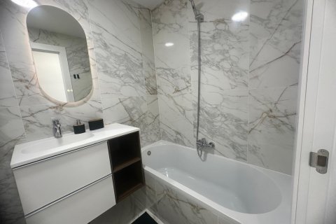 Apartment for sale Torrevieja, Alicante, Spain 3 bedrooms, 90 sq.m. No. 131787 - photo 10
