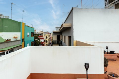 Villetta a schiera in vendita Las Palmas De Gran Canaria, Gran Canaria, Spagna 3 camere da letto, 112 mq. N° 121732 - foto 18