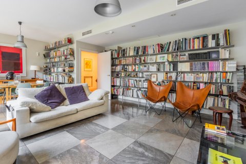 Продажа дома в Мадрид, Испания 3 спальни, 260м2 №121733 - фото 20