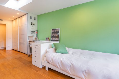 Продажа дома в Мадрид, Испания 3 спальни, 260м2 №121733 - фото 6
