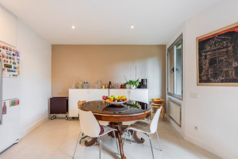 Продажа дома в Мадрид, Испания 3 спальни, 260м2 №121733 - фото 26
