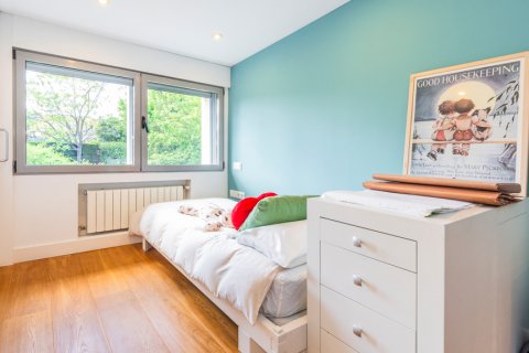 Продажа дома в Мадрид, Испания 3 спальни, 260м2 №121733 - фото 2