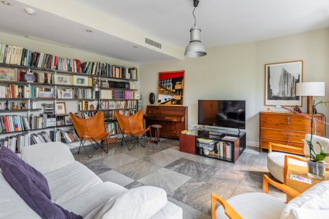 Продажа дома в Мадрид, Испания 3 спальни, 260м2 №121733 - фото 16