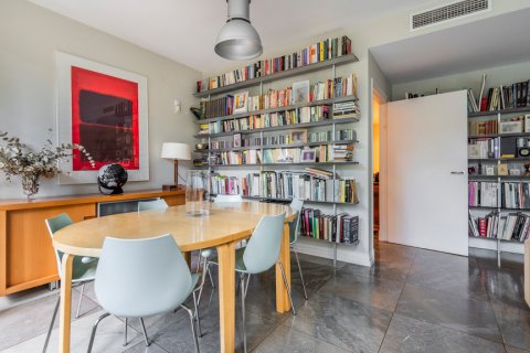 Продажа дома в Мадрид, Испания 3 спальни, 260м2 №121733 - фото 17