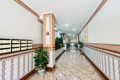 Apartment for sale Torrevieja, Alicante, Spain 2 bedrooms, 77 sq.m. No. 131585 - photo 6