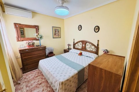 Apartment for sale Torrevieja, Alicante, Spain 2 bedrooms, 77 sq.m. No. 131585 - photo 12