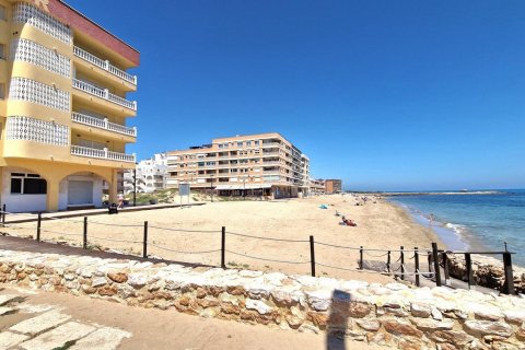 Apartamento en venta La Mata, Alicante, España 3 dormitorios, 104 m2 No. 131584 - foto 2