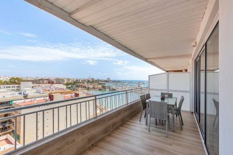 Apartment for sale Torrevieja, Alicante, Spain 3 bedrooms,  No. 131583 - photo 1