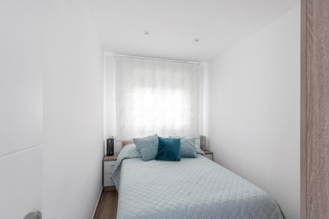 Apartment for sale Torrevieja, Alicante, Spain 3 bedrooms,  No. 131583 - photo 16