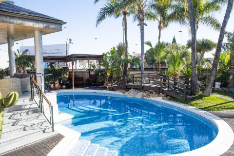 Villa en venta San Pedro del Pinatar, Murcia, España 5 dormitorios, 780 m2 No. 132450 - foto 5