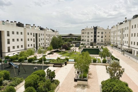 Apartment for rent Pozuelo de Alarcon, Madrid, Spain 3 bedrooms, 134 sq.m. No. 124740 - photo 7