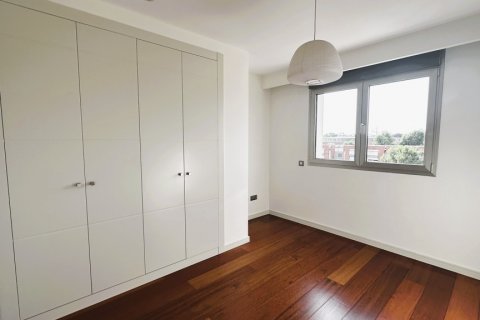 Apartment for rent Pozuelo de Alarcon, Madrid, Spain 3 bedrooms, 134 sq.m. No. 124740 - photo 29