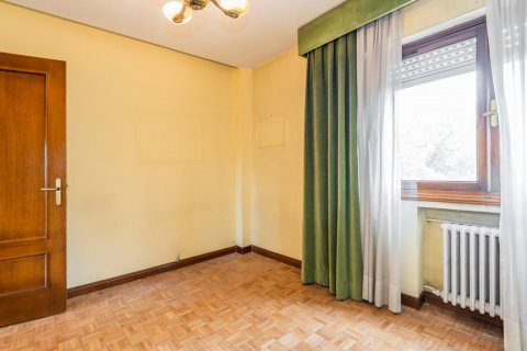 Apartment for sale Madrid, Spain 4 bedrooms, 244 sq.m. No. 124736 - photo 11