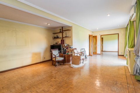 Apartment for sale Madrid, Spain 4 bedrooms, 244 sq.m. No. 124736 - photo 24