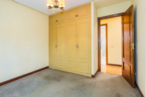 Apartment for sale Madrid, Spain 4 bedrooms, 244 sq.m. No. 124736 - photo 13