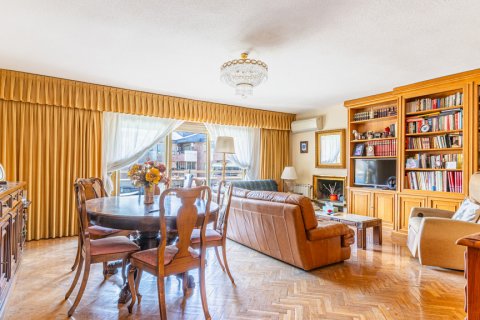 Apartment for sale Majadahonda, Madrid, Spain 4 bedrooms, 150 sq.m. No. 124741 - photo 3