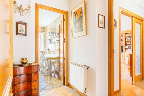 Apartment for sale Majadahonda, Madrid, Spain 4 bedrooms, 150 sq.m. No. 124741 - photo 2