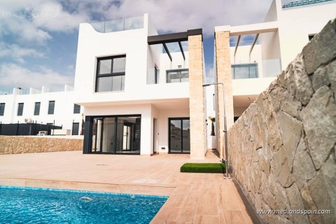 Villa for sale Punta Prima, Alicante, Spain 4 bedrooms, 121 sq.m. No. 121927 - photo 1