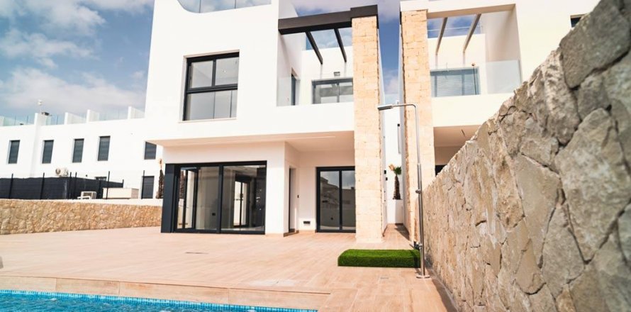 Villa Punta Prima, Alicante, Spain 4 bedrooms, 121 sq.m. No. 121927