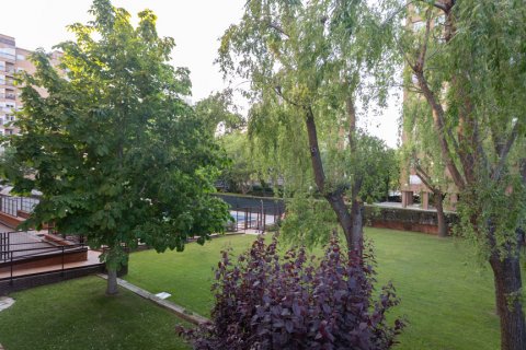 Продажа квартиры в Мадрид, Испания 3 спальни, 142м2 №121930 - фото 28