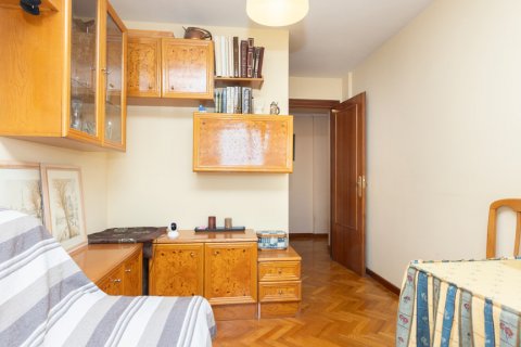 Продажа квартиры в Мадрид, Испания 3 спальни, 142м2 №121930 - фото 21