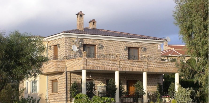Villa Ciudad Quesada, Alicante, Spanien 5 Schlafzimmer, 360 m2 Nr. 129123
