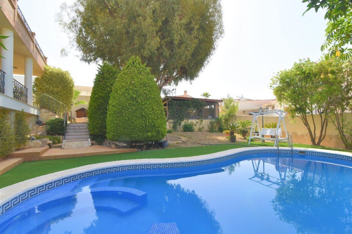Willa w Ciudad Quesada, Alicante, Hiszpania 5 sypialni, 360 mkw. nr 129123