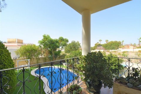 Villa zum Verkauf Ciudad Quesada, Alicante, Spanien 5 Schlafzimmer, 360 m2 Nr. 129123 - Foto 9