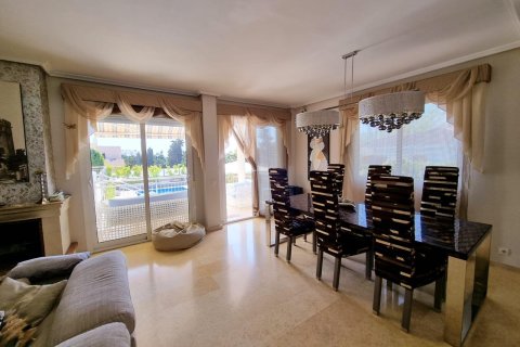 Huvila myytävänä Torrevieja, Alicante, Espanja, 5 makuuhuonetta, 670 m2 No. 128688 - kuva 15
