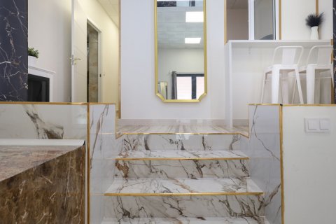 Appartamento in vendita Madrid, Spagna 4 camere da letto, 106 mq. N° 124554 - foto 13