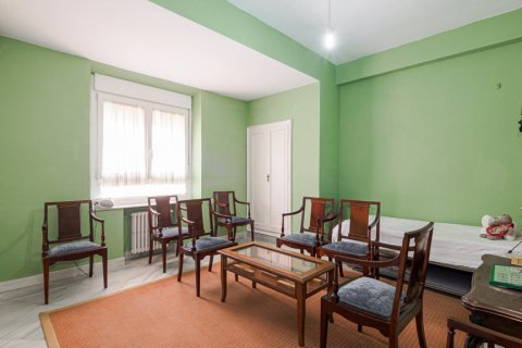 Apartment for sale Sevilla, Seville, Spain 5 bedrooms, 291 sq.m. No. 124556 - photo 16