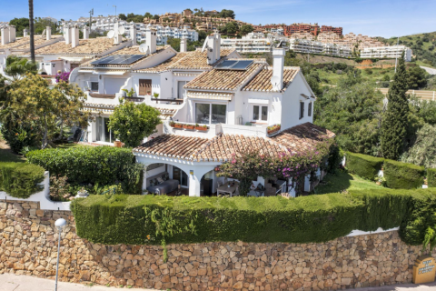 Townhouse for sale Mijas Costa, Malaga, Spain 2 bedrooms, 1344 sq.m. No. 127548 - photo 25