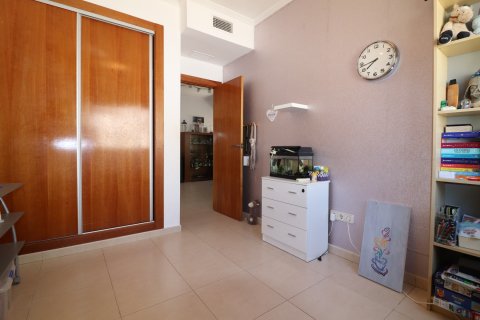 Villa à vendre Ciudad Quesada, Alicante, Espagne, 4 chambres, 175 m2 No. 131559 - photo 17