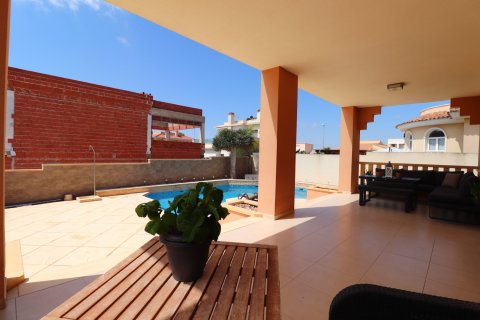 Villa à vendre Ciudad Quesada, Alicante, Espagne, 4 chambres, 175 m2 No. 131559 - photo 19