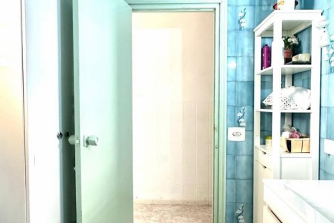 Apartment for sale Torrevieja, Alicante, Spain 3 bedrooms, 106 sq.m. No. 131553 - photo 26