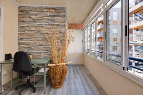 Apartamento en venta Torrevieja, Alicante, España 3 dormitorios, 115 m2 No. 131554 - foto 8