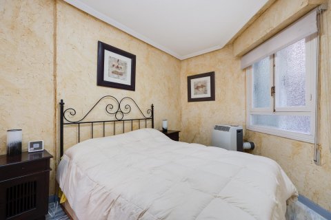 Apartamento en venta Torrevieja, Alicante, España 3 dormitorios, 115 m2 No. 131554 - foto 21