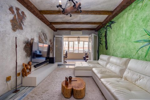 Apartamento en venta Torrevieja, Alicante, España 3 dormitorios, 115 m2 No. 131554 - foto 6