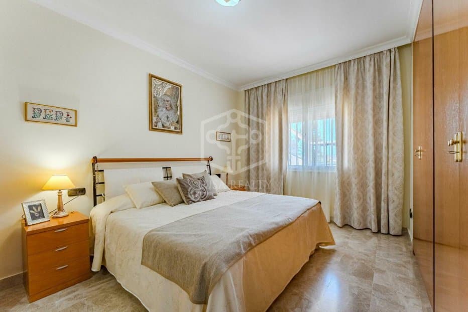 Appartamento a Los Cristianos, Tenerife, Spagna 4 camere da letto, 216 mq. N° 128035