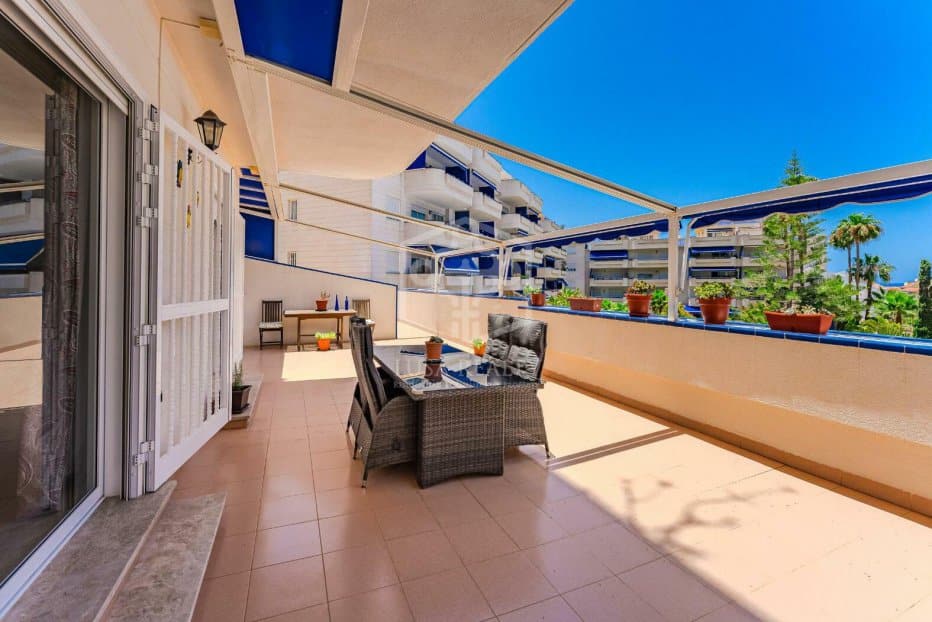 Appartamento a Los Cristianos, Tenerife, Spagna 4 camere da letto, 216 mq. N° 128035