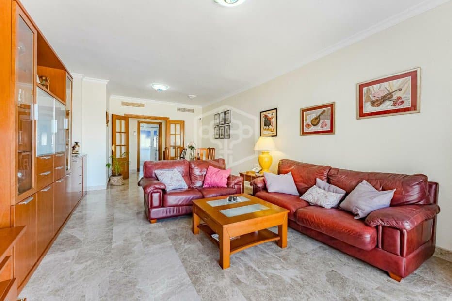 Appartamento a Los Cristianos, Tenerife, Spagna 4 camere da letto, 216 mq. N° 128035