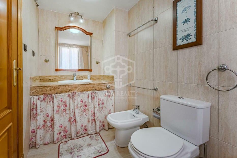 Appartamento a Los Cristianos, Tenerife, Spagna 4 camere da letto, 216 mq. N° 128035