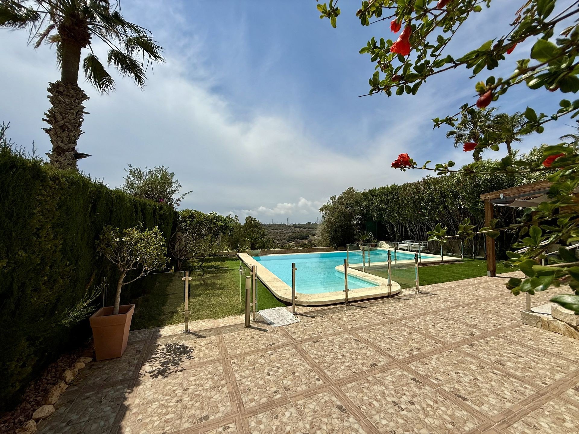 Villa in Alicante, Spain 4 bedrooms, 137 sq.m. No. 125241
