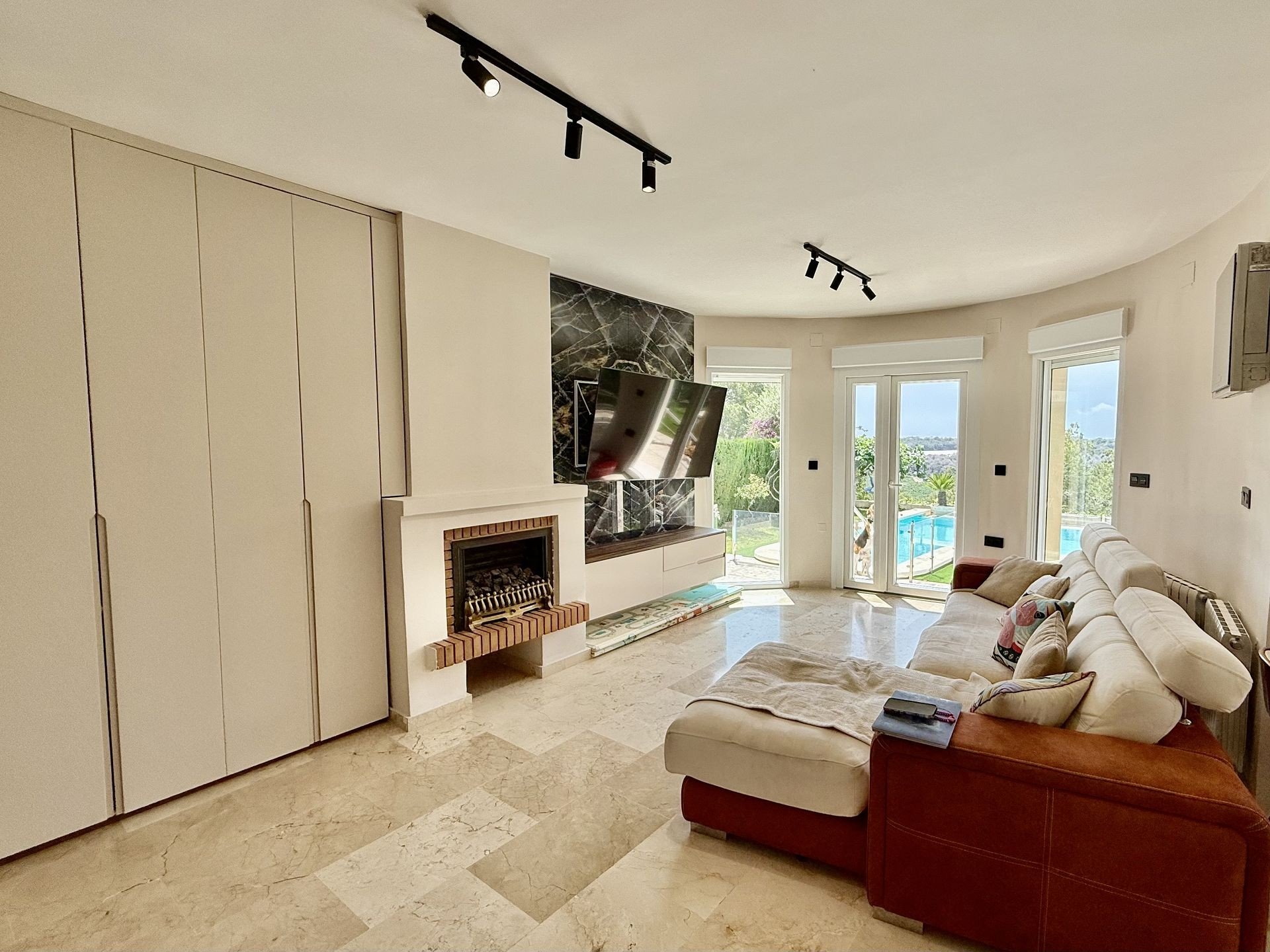 Villa in Alicante, Spain 4 bedrooms, 137 sq.m. No. 125241