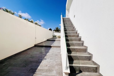 Villa pārdošanā Torrevieja, Alicante, Spānijā 6 istabas, 218 m2 Nr. 127009 - attēls 17