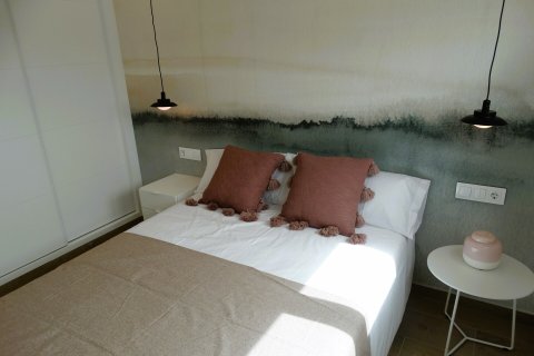 Apartament w Pilar de la Horadada, Alicante, Hiszpania 3 sypialnie, 96 mkw. nr 127872 – zdjęcie 25