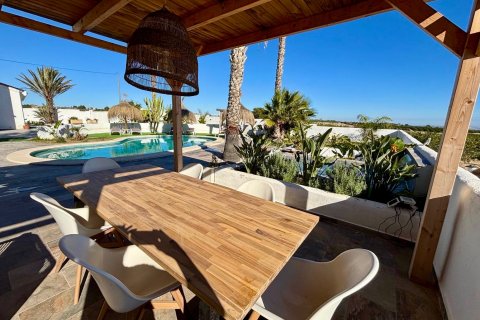 Villa for sale San Miguel de Salinas, Alicante, Spain 4 bedrooms, 300 sq.m. No. 131885 - photo 27