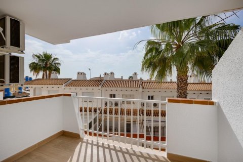 Lägenhet till salu Dehesa De Campoamor, Alicante, Spanien 2 sovrum, 70 kvm. Nr. 131886 - foto 18