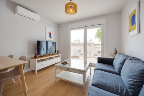 Lägenhet till salu Dehesa De Campoamor, Alicante, Spanien 2 sovrum, 70 kvm. Nr. 131886 - foto 3